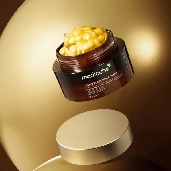vitamino c kremas veidui su kapsulemis ir saltalankiu