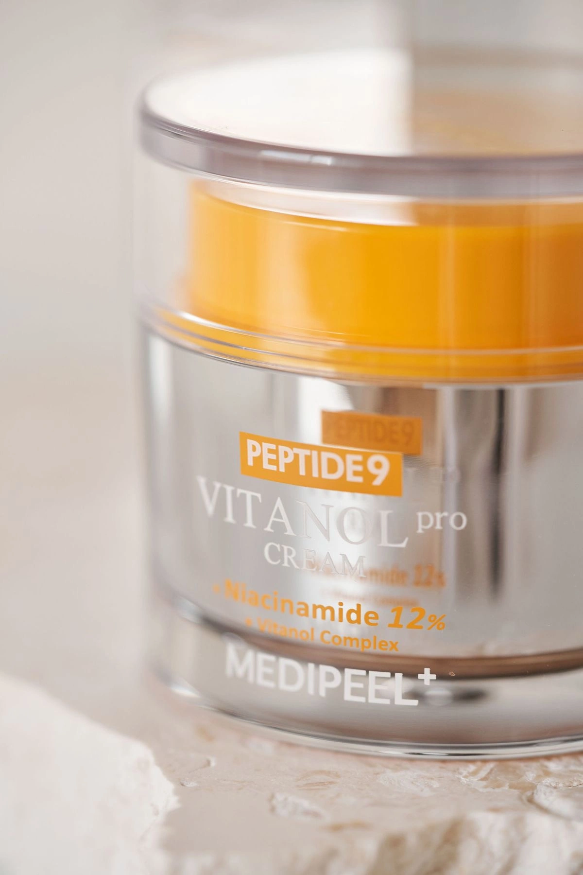 Stangrinantis kremas su peptidais, Vitanol™ ir Volufiline™